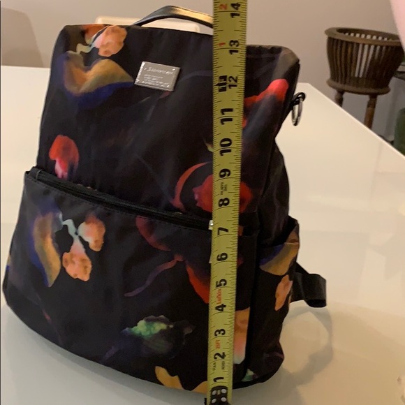 Floral backpack - Picture 8 of 9